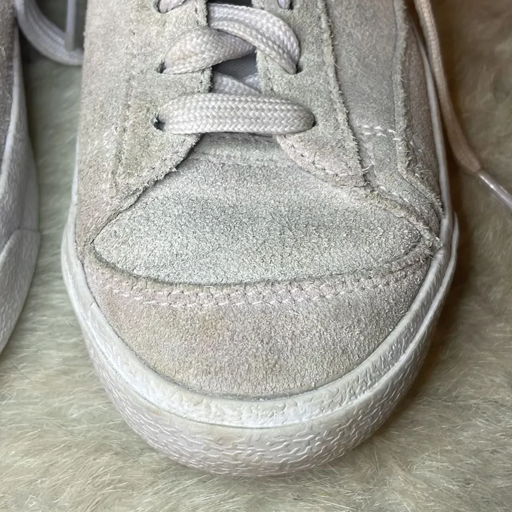 Nike high tops 5.5 (4475)